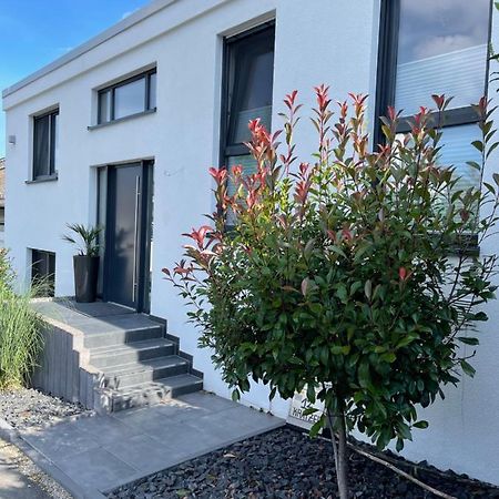 Gemuetliche Villa Am Waldrand In 타우누스타인 외부 사진