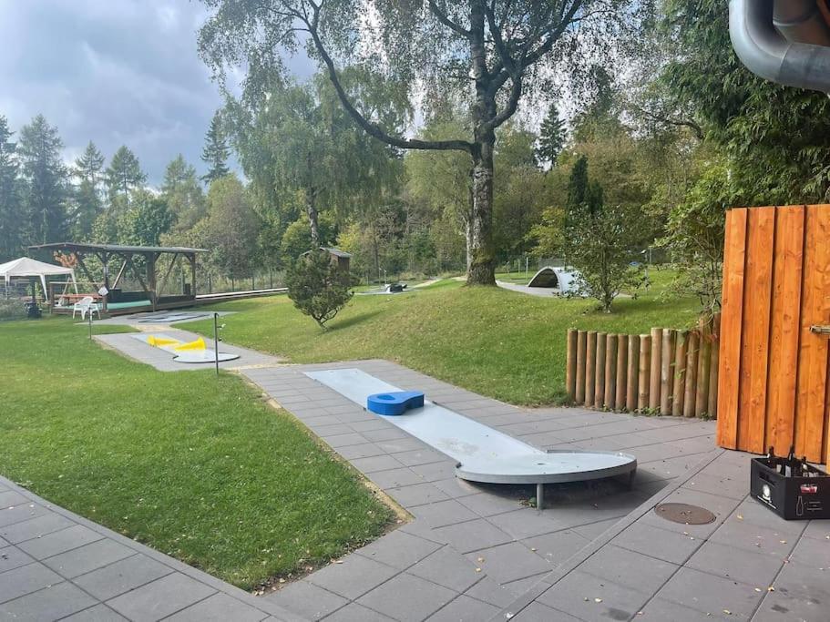 Gemuetliche Villa Am Waldrand In 타우누스타인 외부 사진