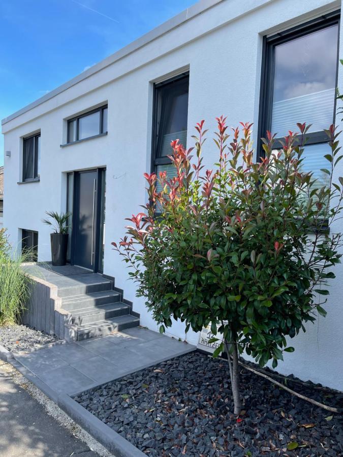 Gemuetliche Villa Am Waldrand In 타우누스타인 외부 사진
