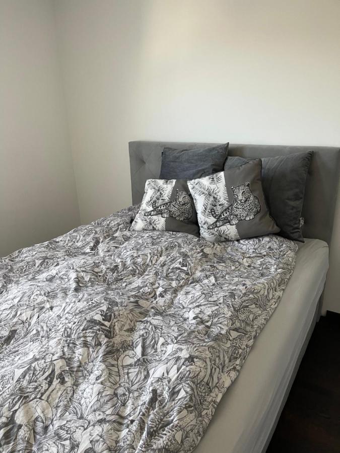 Gemuetliche Villa Am Waldrand In 타우누스타인 외부 사진
